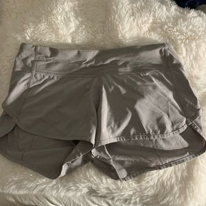 Lululemon Speed Shorts size 6